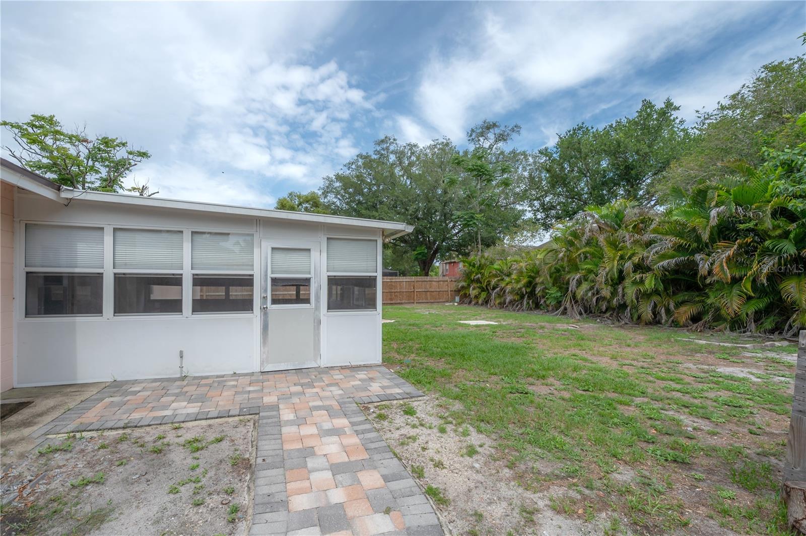 8235 VASSAR CIR, TAMPA, FL, 33634