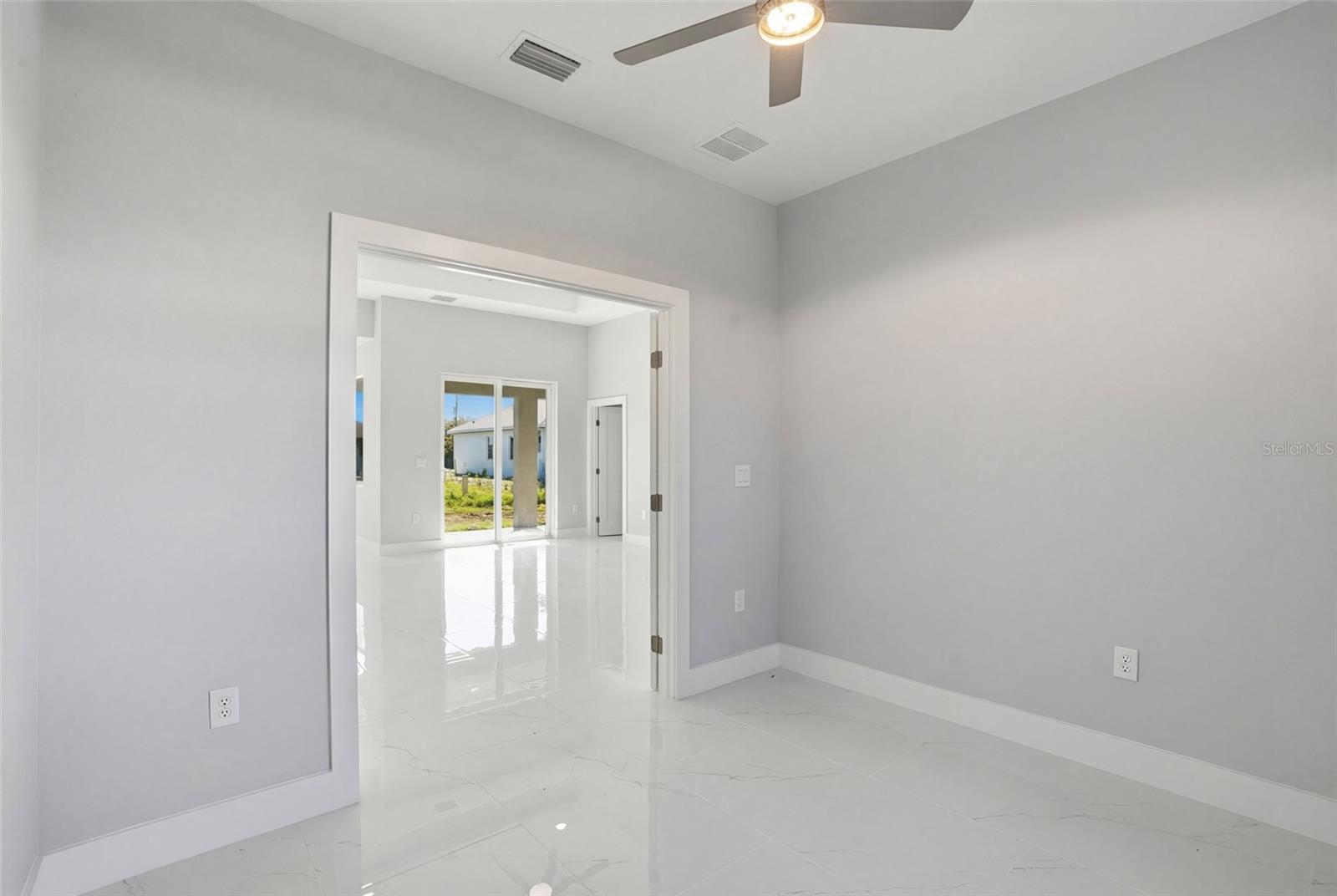 429 PALMYRA AVE, LEHIGH ACRES, FL, 33974