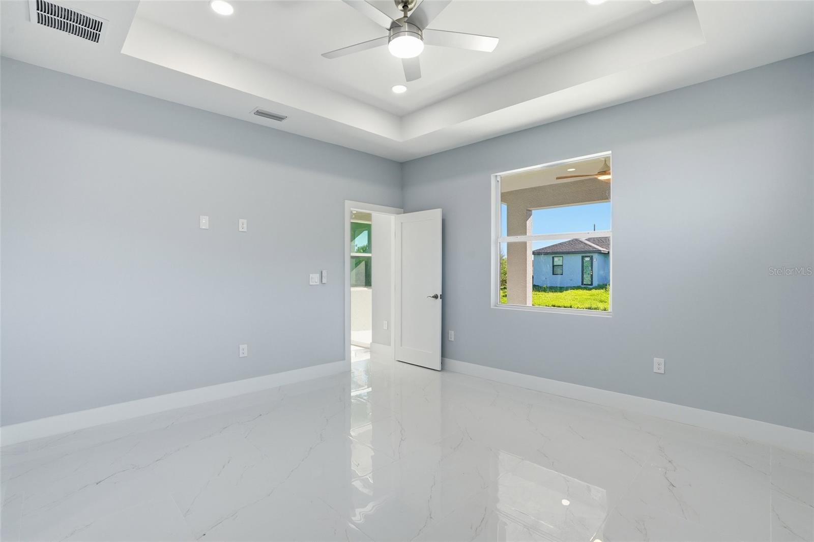 429 PALMYRA AVE, LEHIGH ACRES, FL, 33974