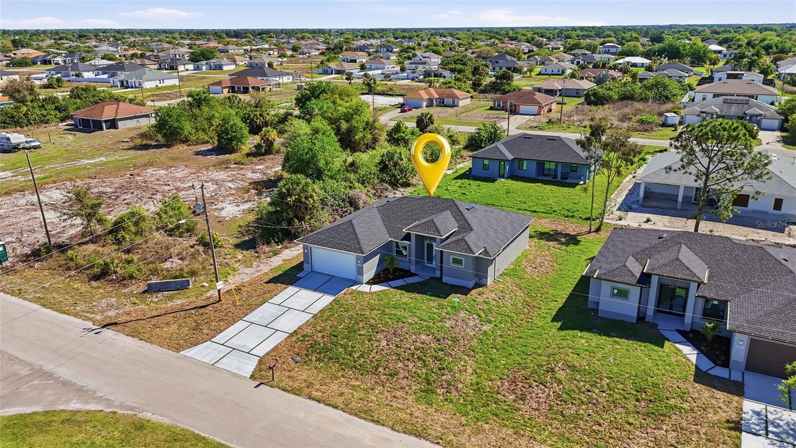 429 PALMYRA AVE, LEHIGH ACRES, FL, 33974