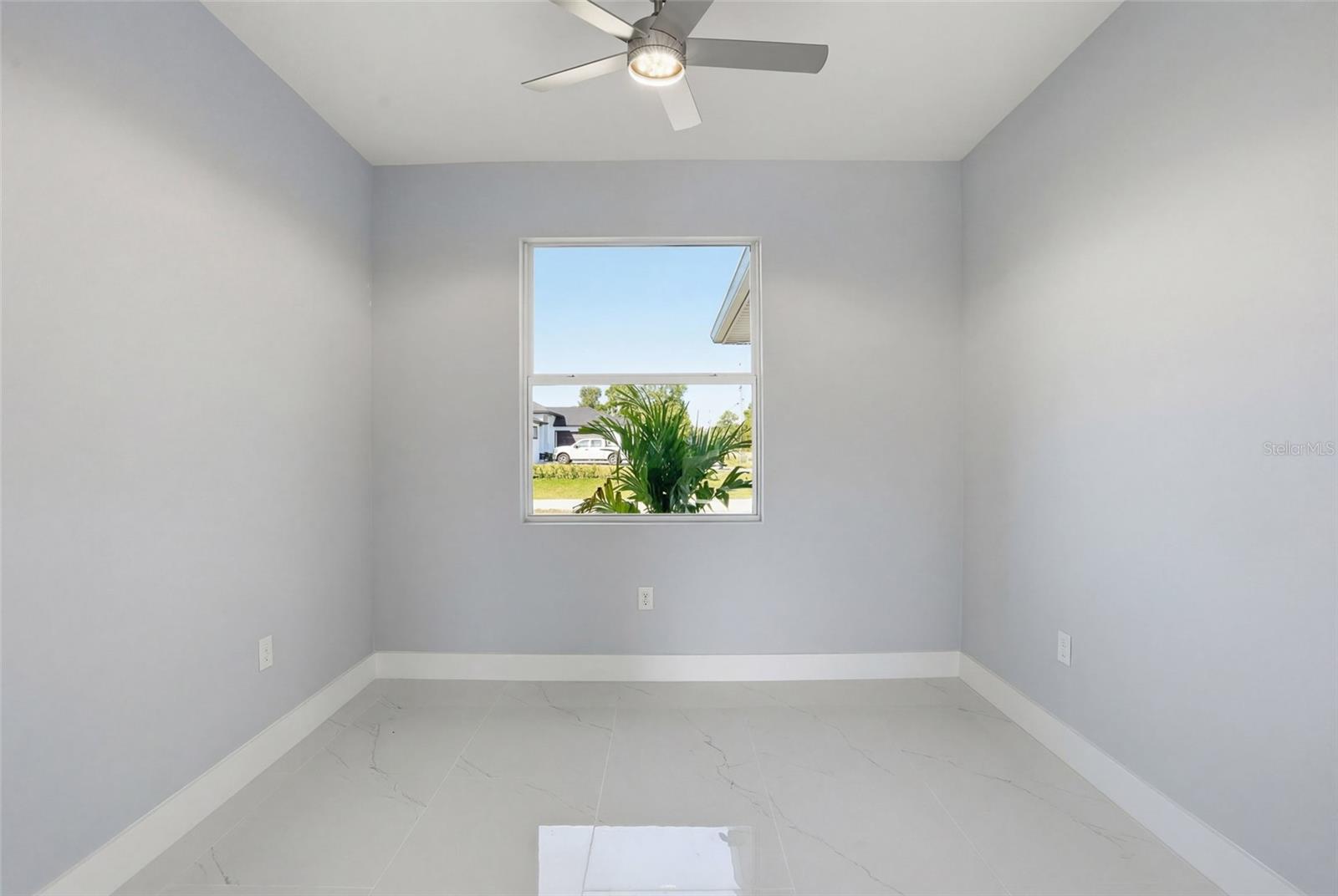 429 PALMYRA AVE, LEHIGH ACRES, FL, 33974