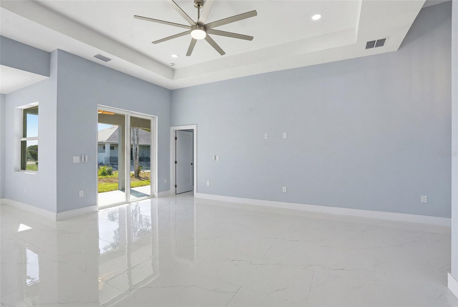 429 PALMYRA AVE, LEHIGH ACRES, FL, 33974