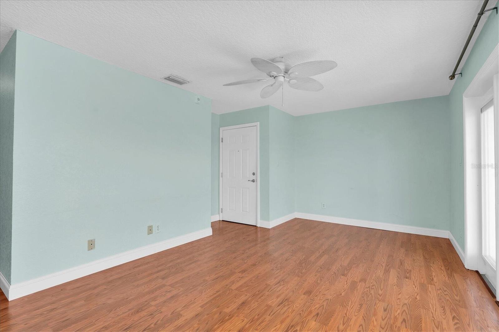 4858 COQUINA KEY DR SE #D, ST PETERSBURG, FL, 33705