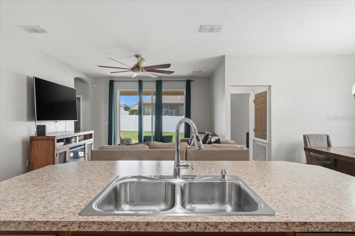 435 ARAGOSA DR, DAVENPORT, FL, 33837