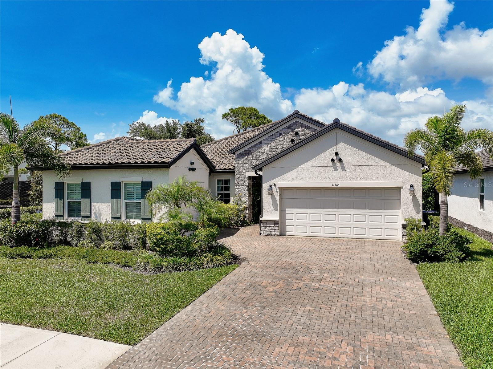 11484 MONTSERRAT DR, VENICE, FL, 34293