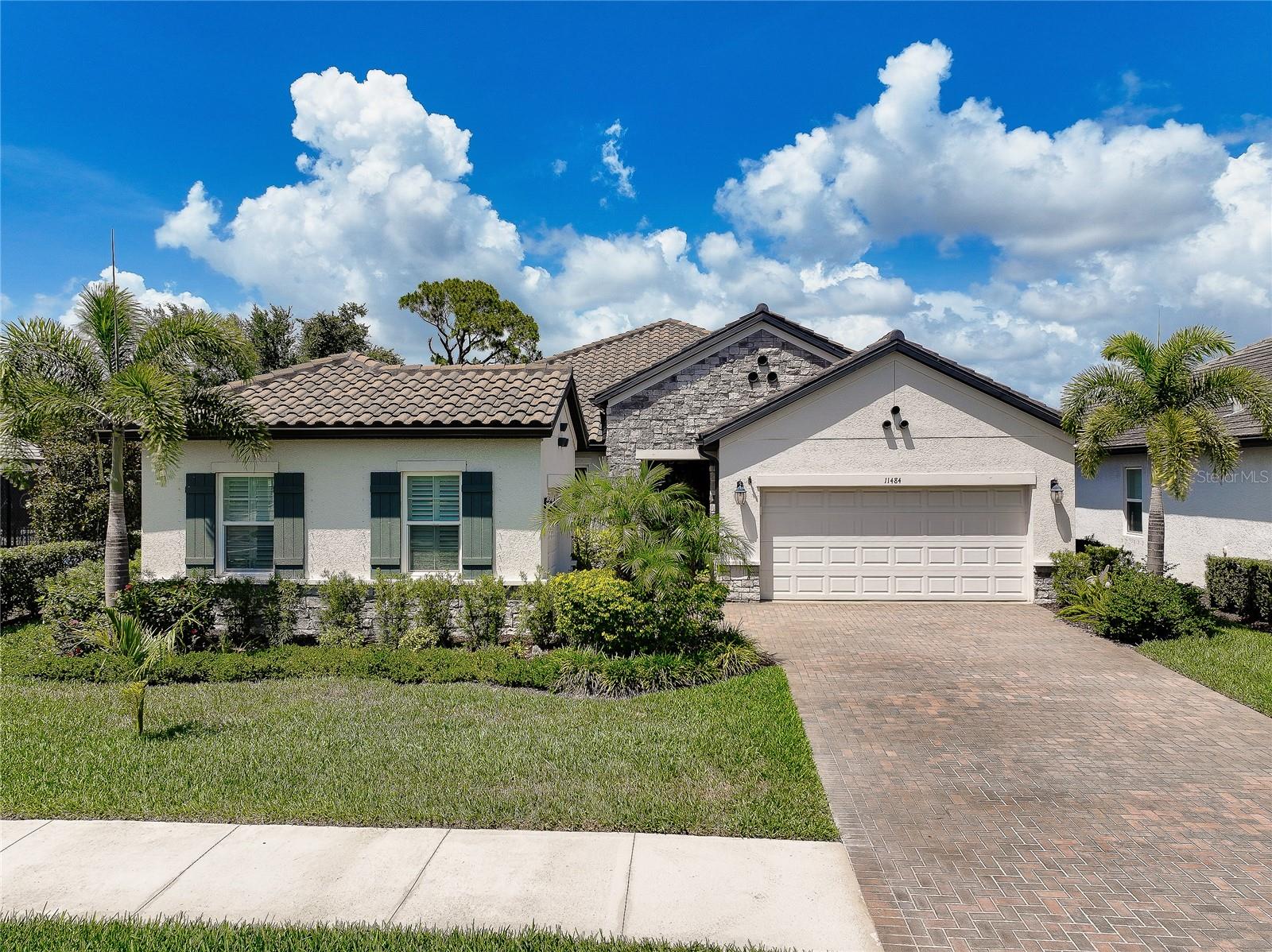 11484 MONTSERRAT DR, VENICE, FL, 34293
