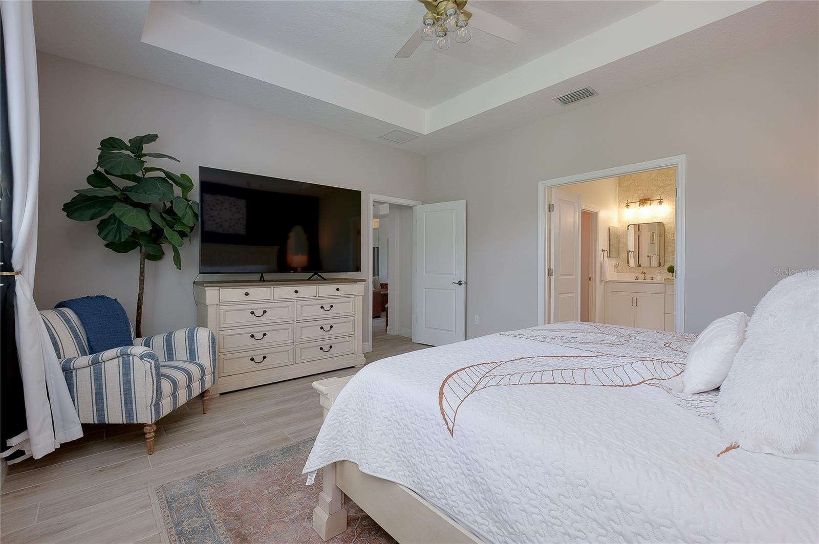 11484 MONTSERRAT DR, VENICE, FL, 34293
