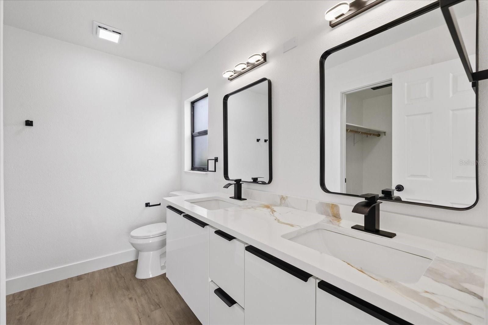 10609 OUT ISLAND DR, TAMPA, FL, 33615