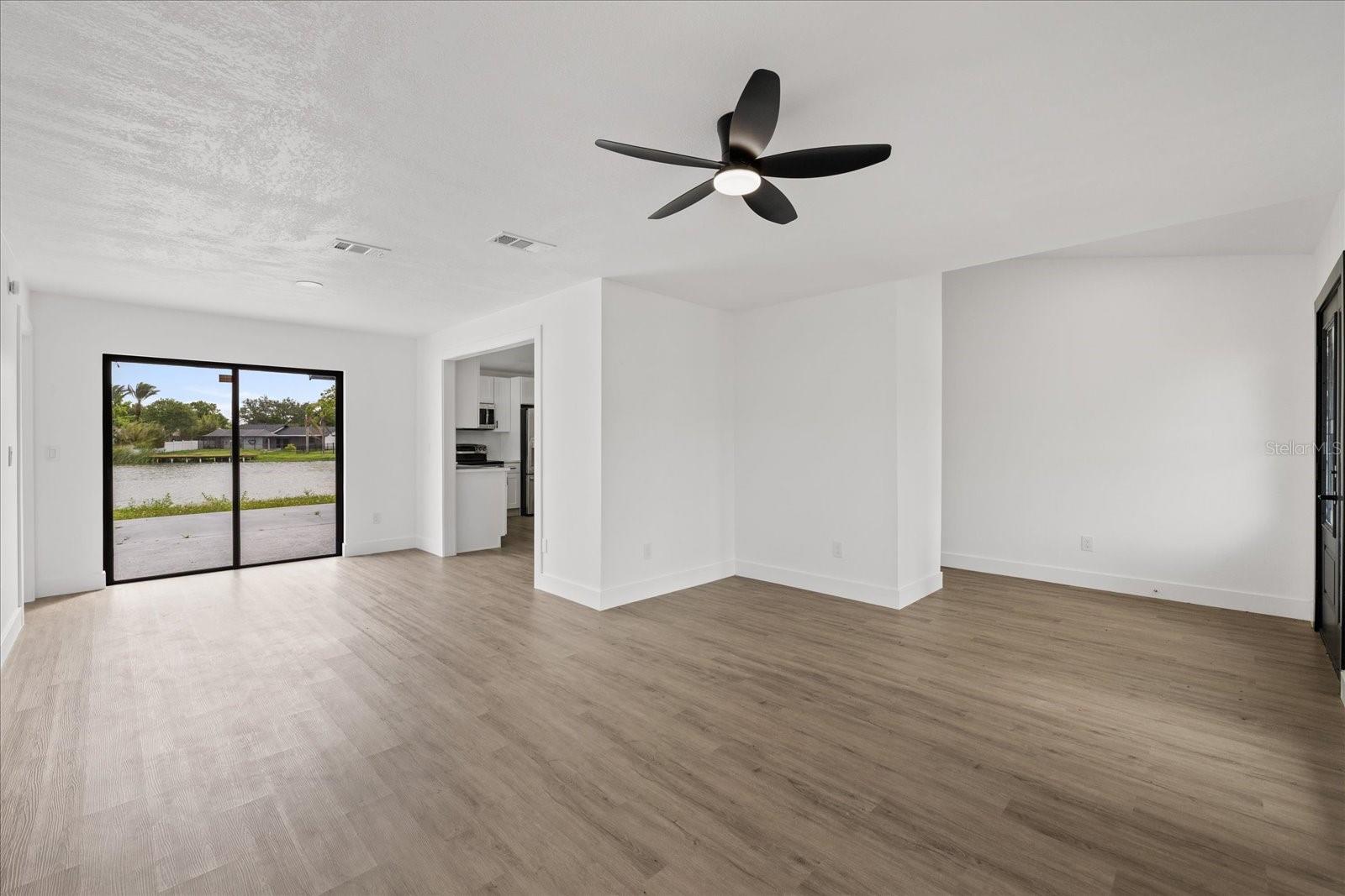 10609 OUT ISLAND DR, TAMPA, FL, 33615