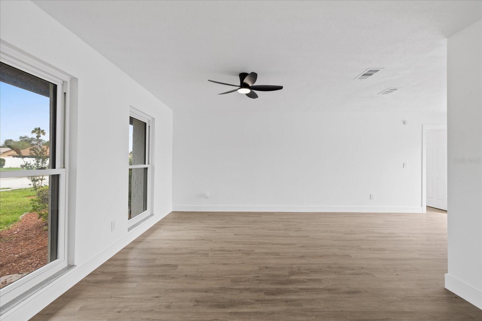 10609 OUT ISLAND DR, TAMPA, FL, 33615
