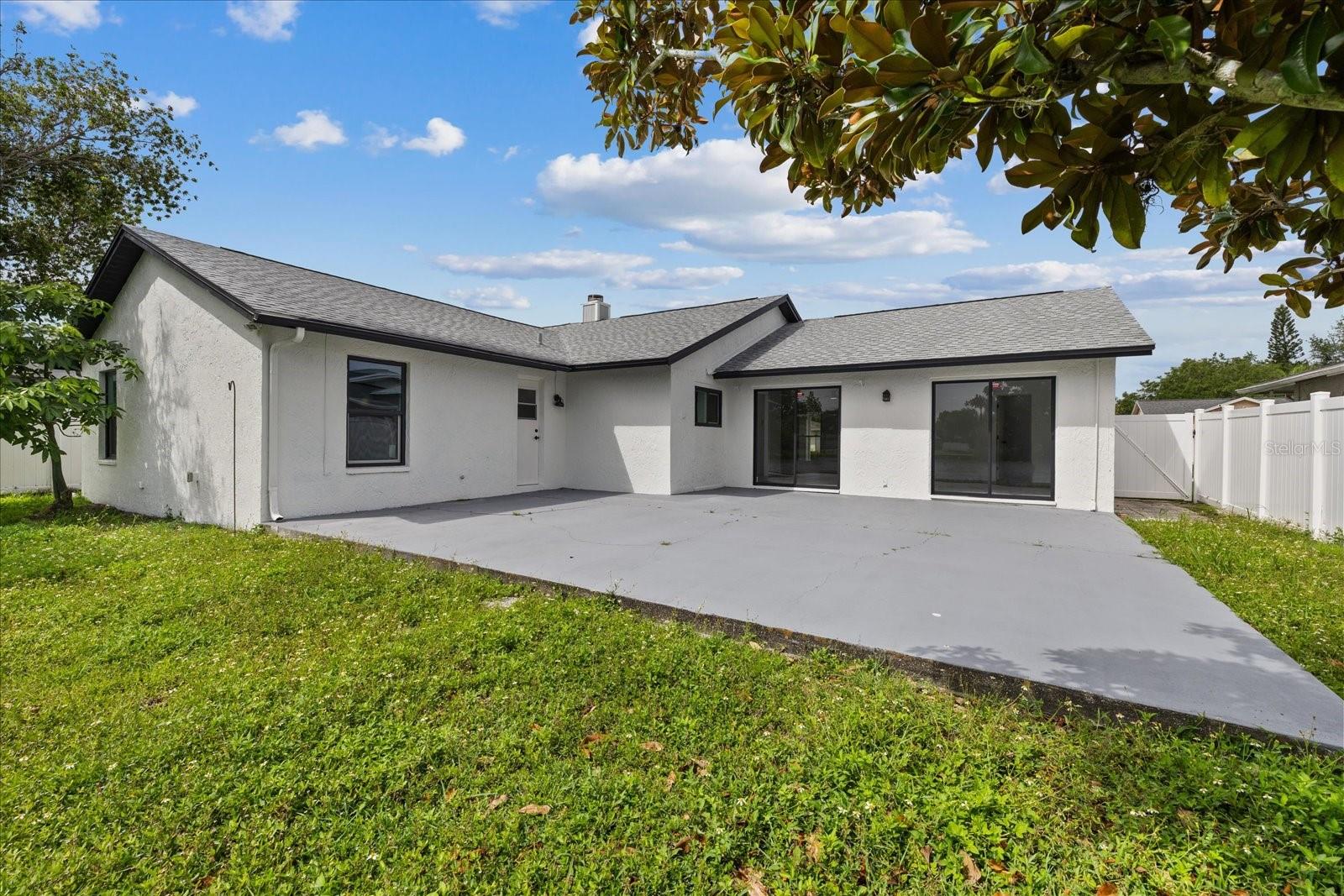 10609 OUT ISLAND DR, TAMPA, FL, 33615
