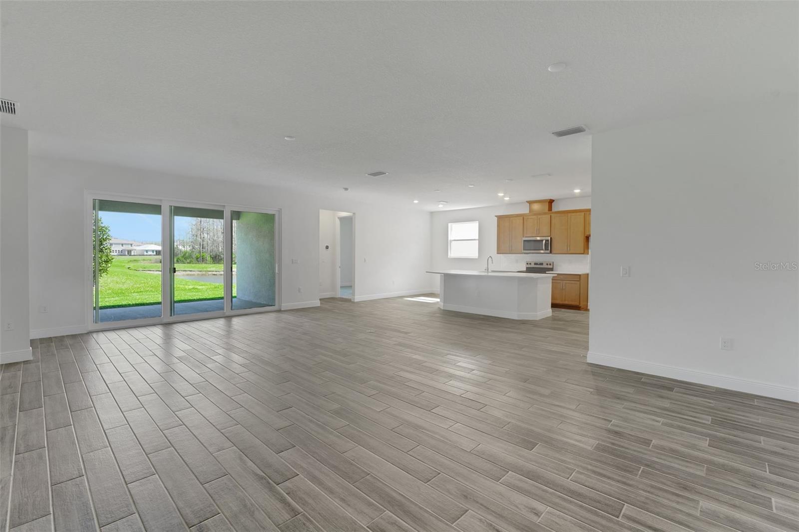 17546 VALLEYWOOD PKWY, LAND O LAKES, FL, 34638