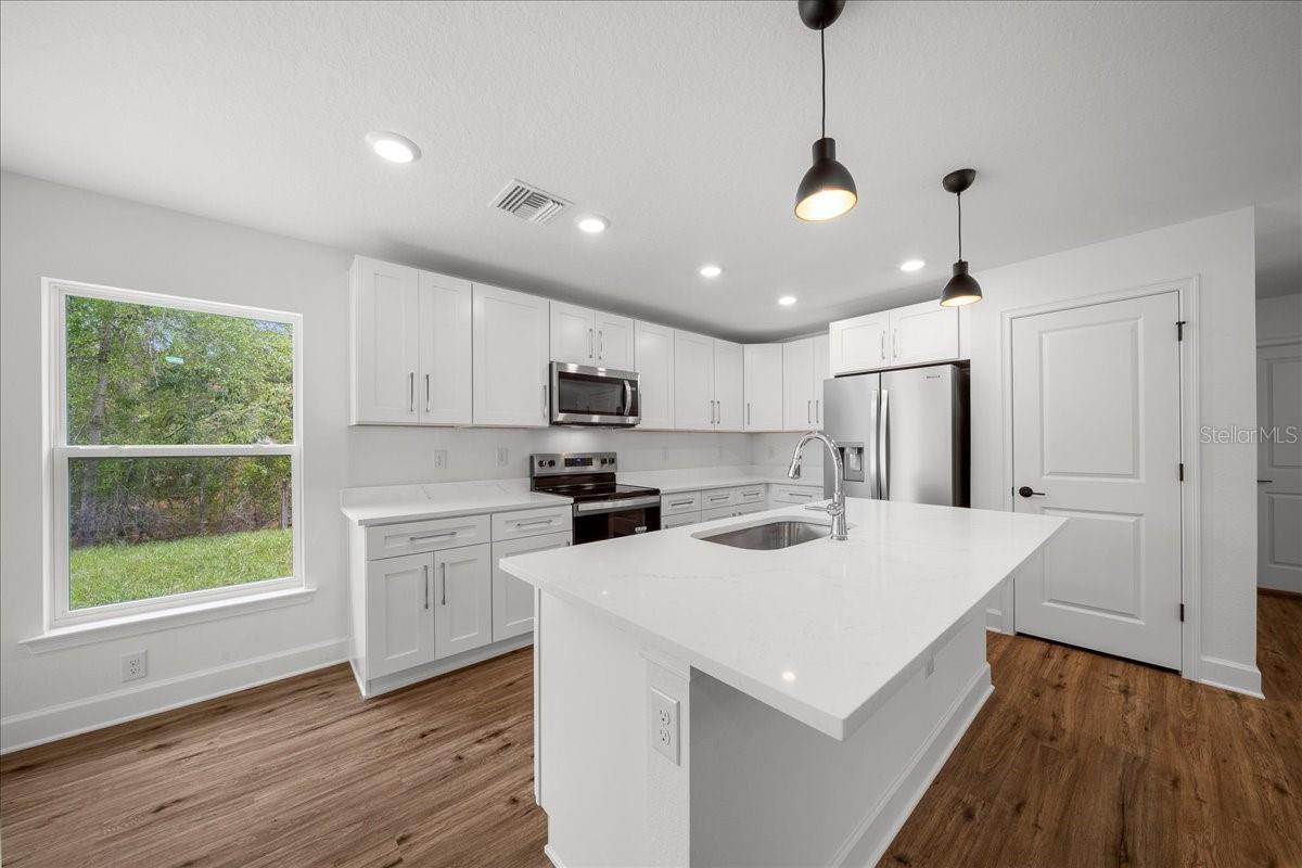 11041 SPOONBILL RD, WEEKI WACHEE, FL, 34613