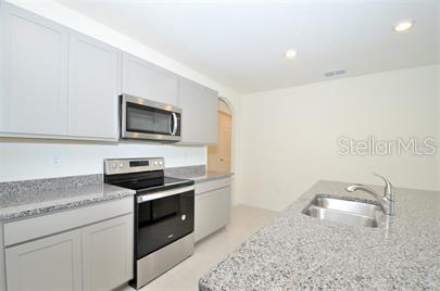 2343 CANYON OAK DR, DAVENPORT, FL, 33837