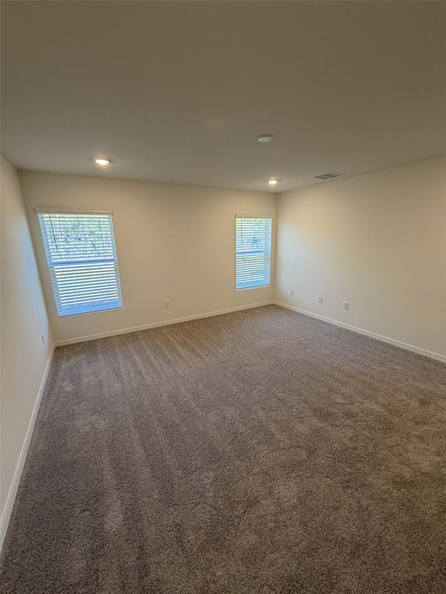 10450 BAYLOR AVE, HASTINGS, FL, 32145