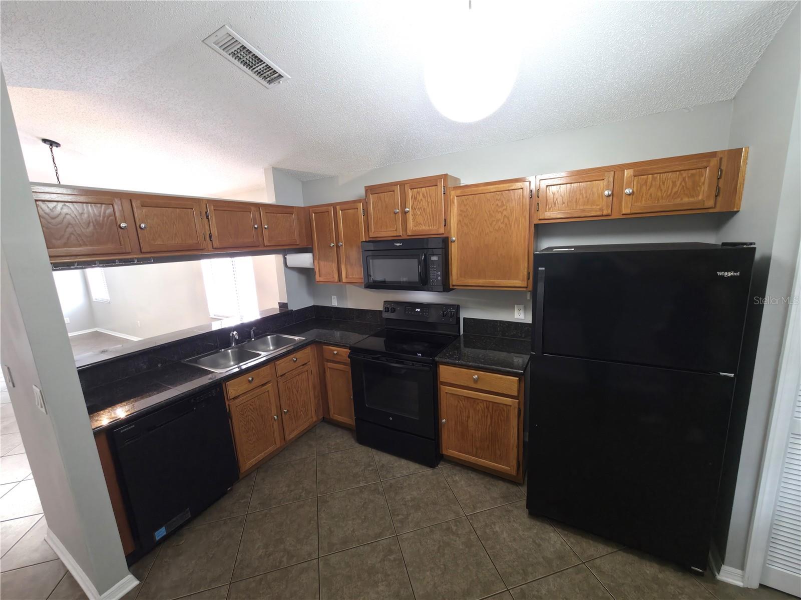 2201 GRASMERE DR, APOPKA, FL, 32703
