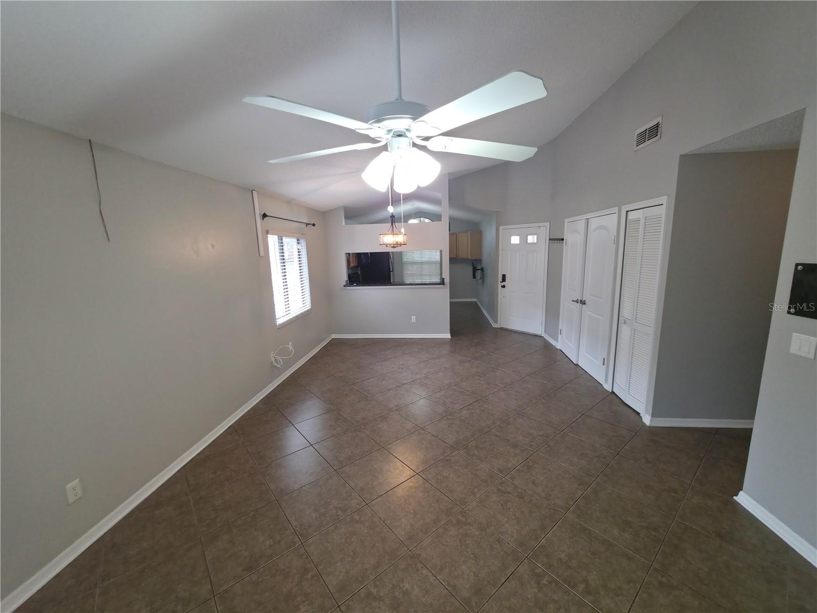 2201 GRASMERE DR, APOPKA, FL, 32703