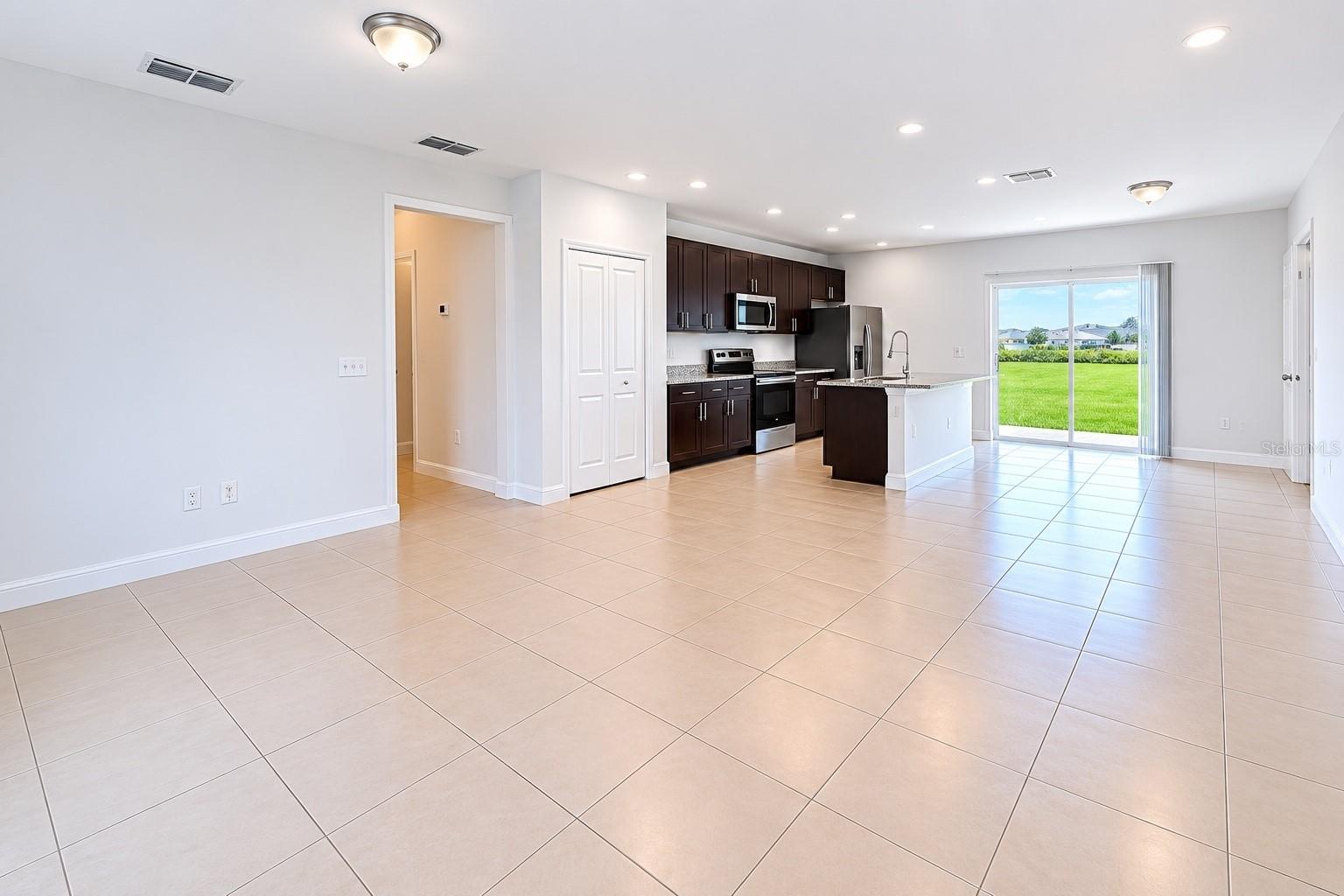 237 CIMARRON DR, KISSIMMEE, FL, 34759