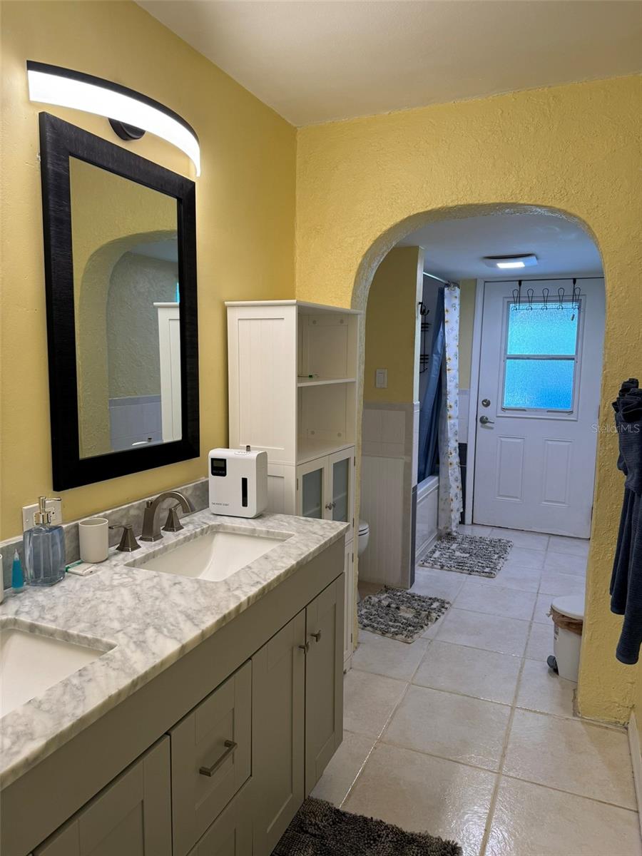 2811 POINCIANA CT, PUNTA GORDA, FL, 33950