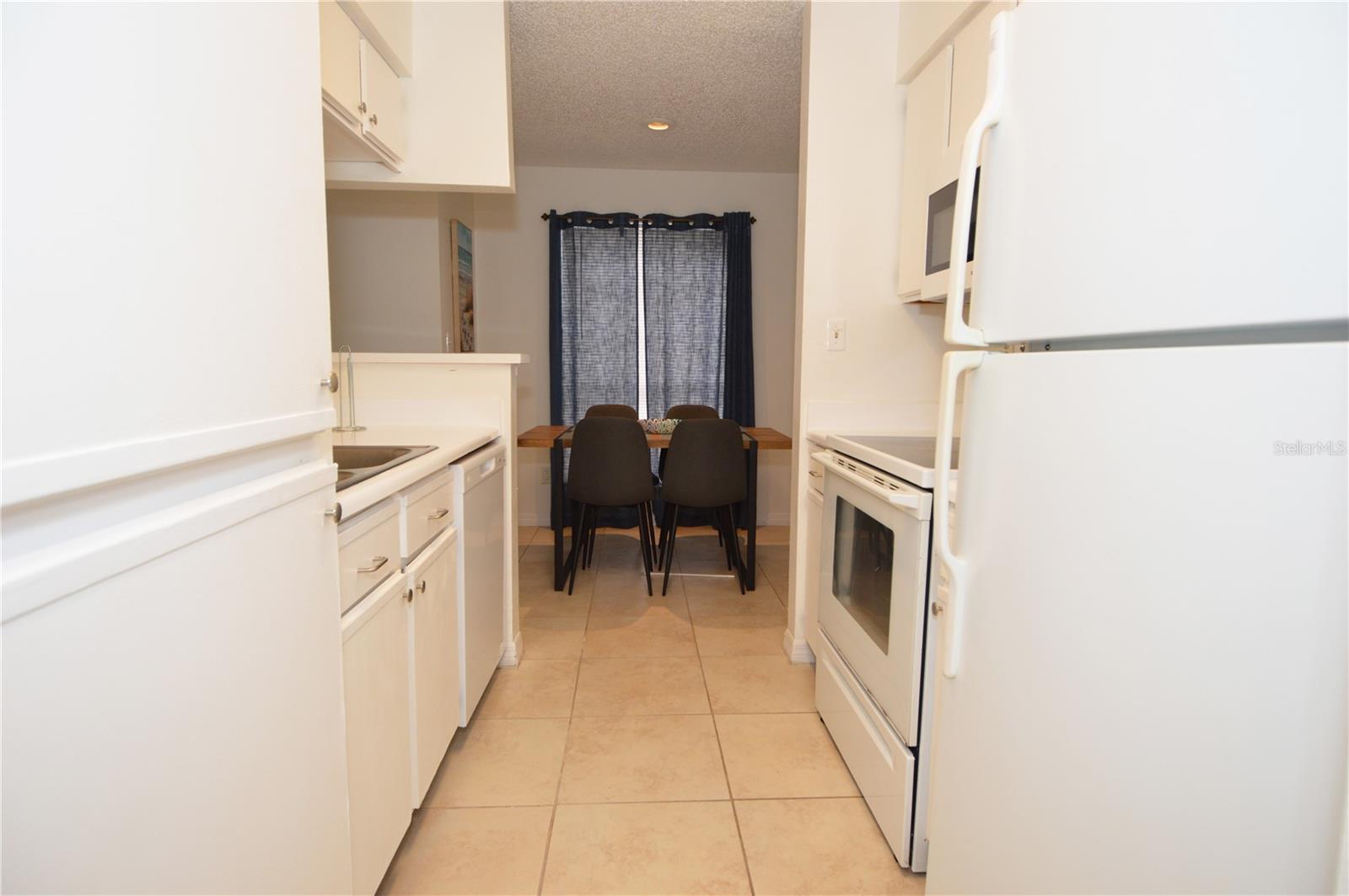 8625 MALLARD RESERVE DR #101, TAMPA, FL, 33614