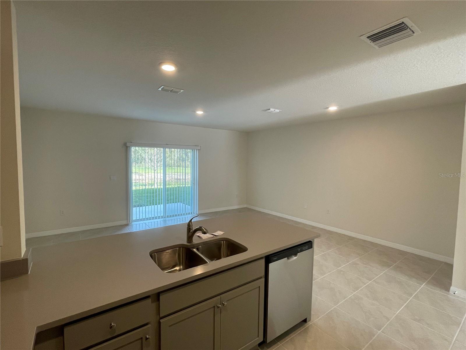 3057 CANARY AVE, DAVENPORT, FL, 33837
