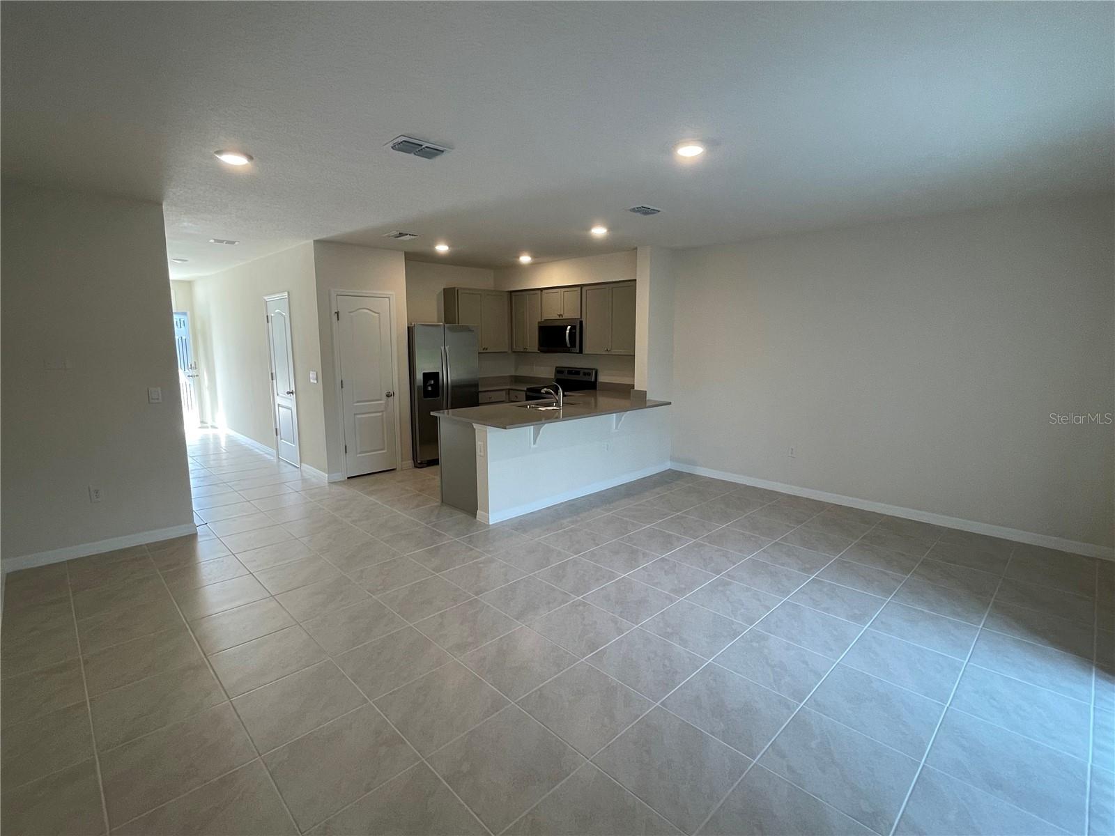 3057 CANARY AVE, DAVENPORT, FL, 33837