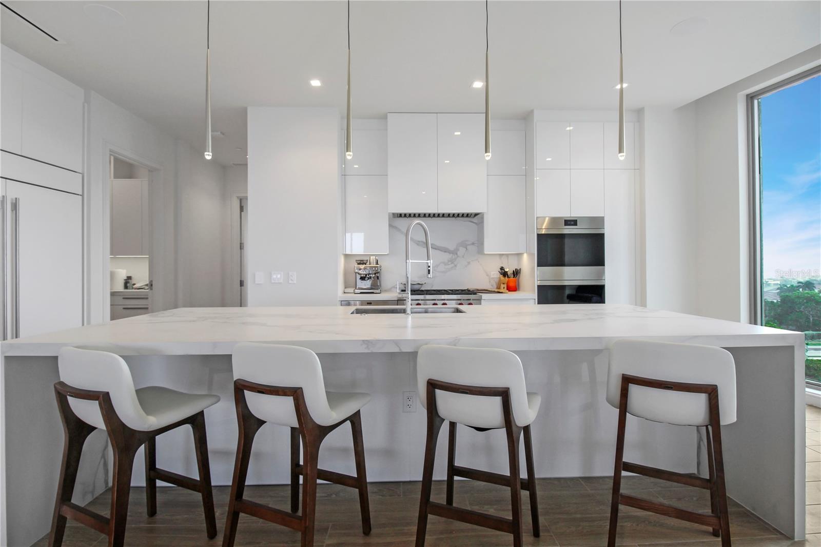 1591 GULF OF MEXICO DR #619, LONGBOAT KEY, FL, 34228