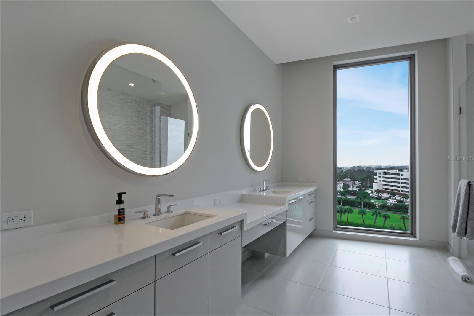 1591 GULF OF MEXICO DR #619, LONGBOAT KEY, FL, 34228