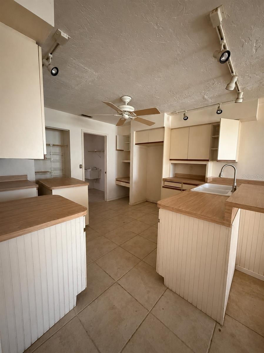 172 SHADY PINE LN, NOKOMIS, FL, 34275