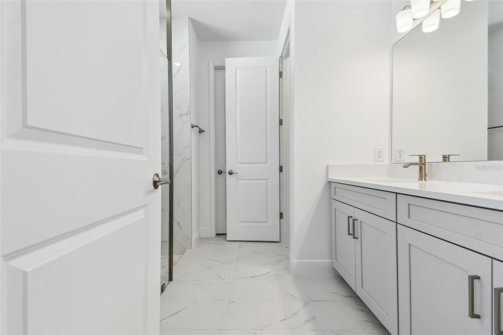 9681 CRYSTAL ISLES CIR, SARASOTA, FL, 34241