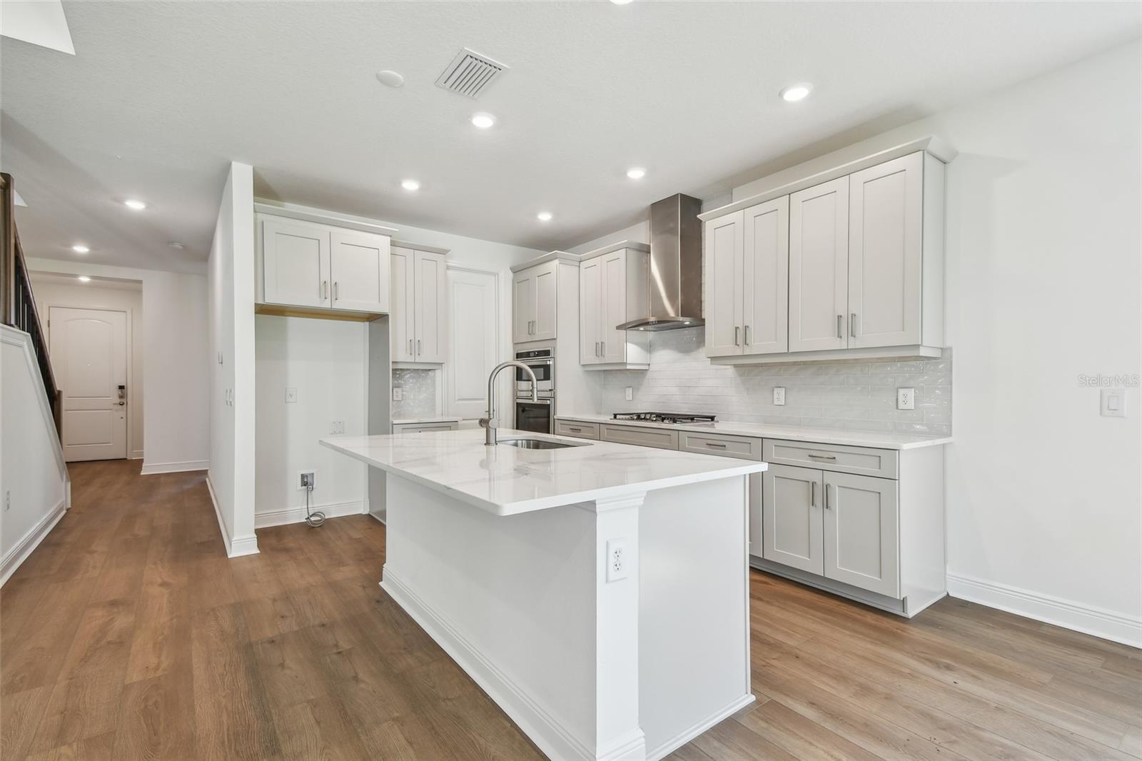 9681 CRYSTAL ISLES CIR, SARASOTA, FL, 34241