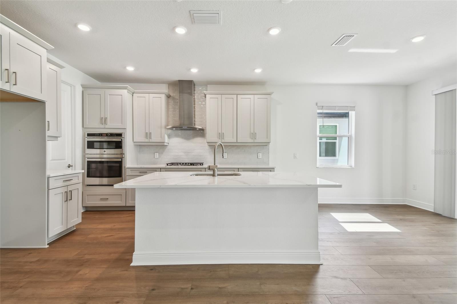 9681 CRYSTAL ISLES CIR, SARASOTA, FL, 34241