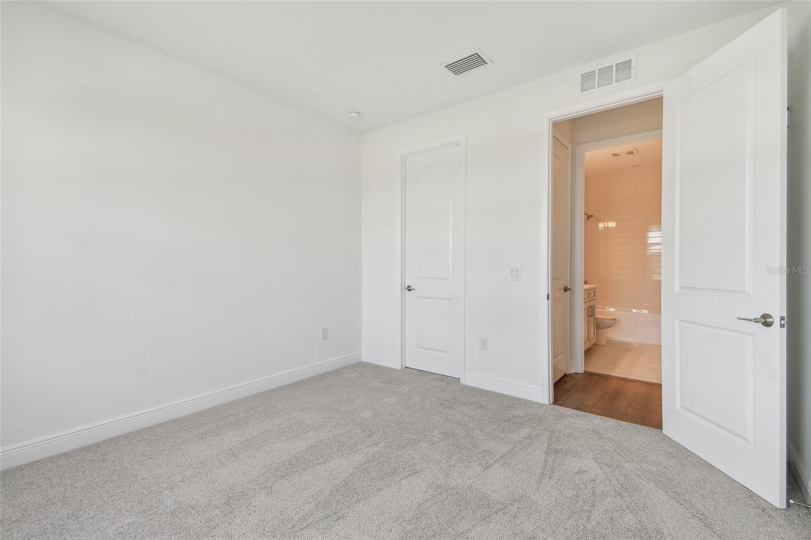 9681 CRYSTAL ISLES CIR, SARASOTA, FL, 34241