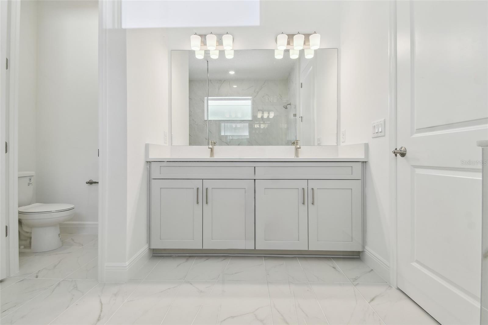 9681 CRYSTAL ISLES CIR, SARASOTA, FL, 34241