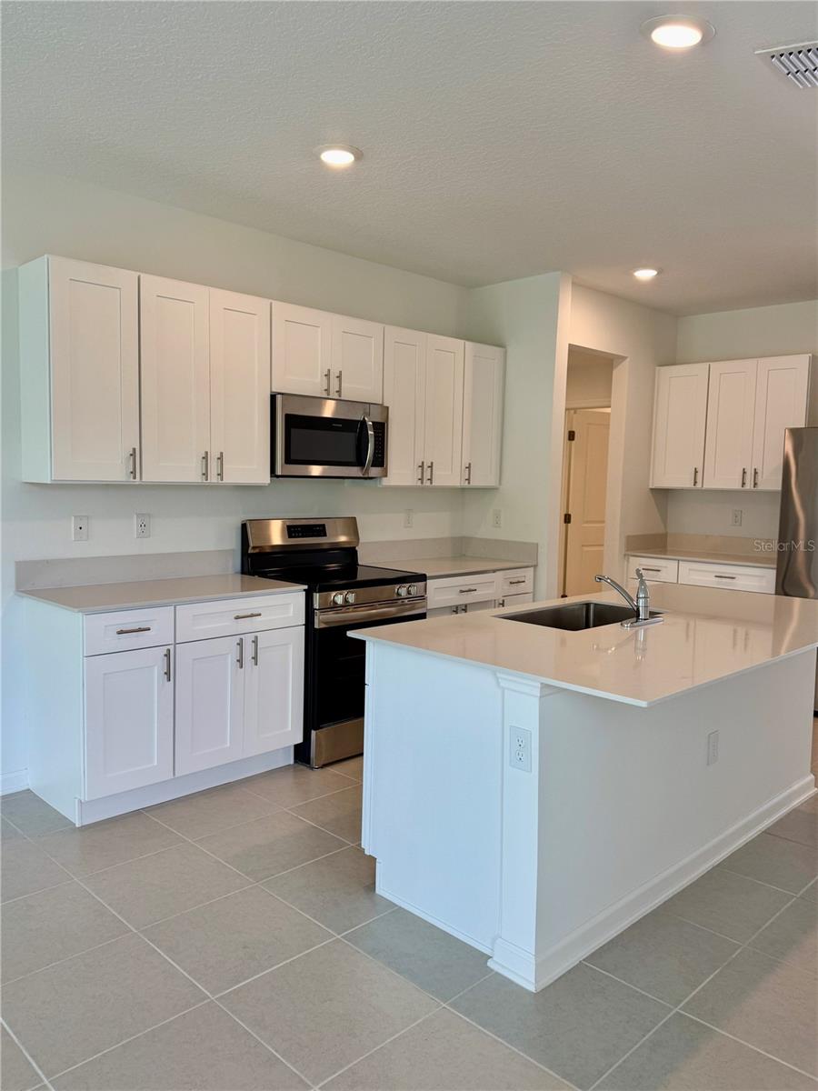 1139 BELLE ISLE LN, DAYTONA BEACH, FL, 32124