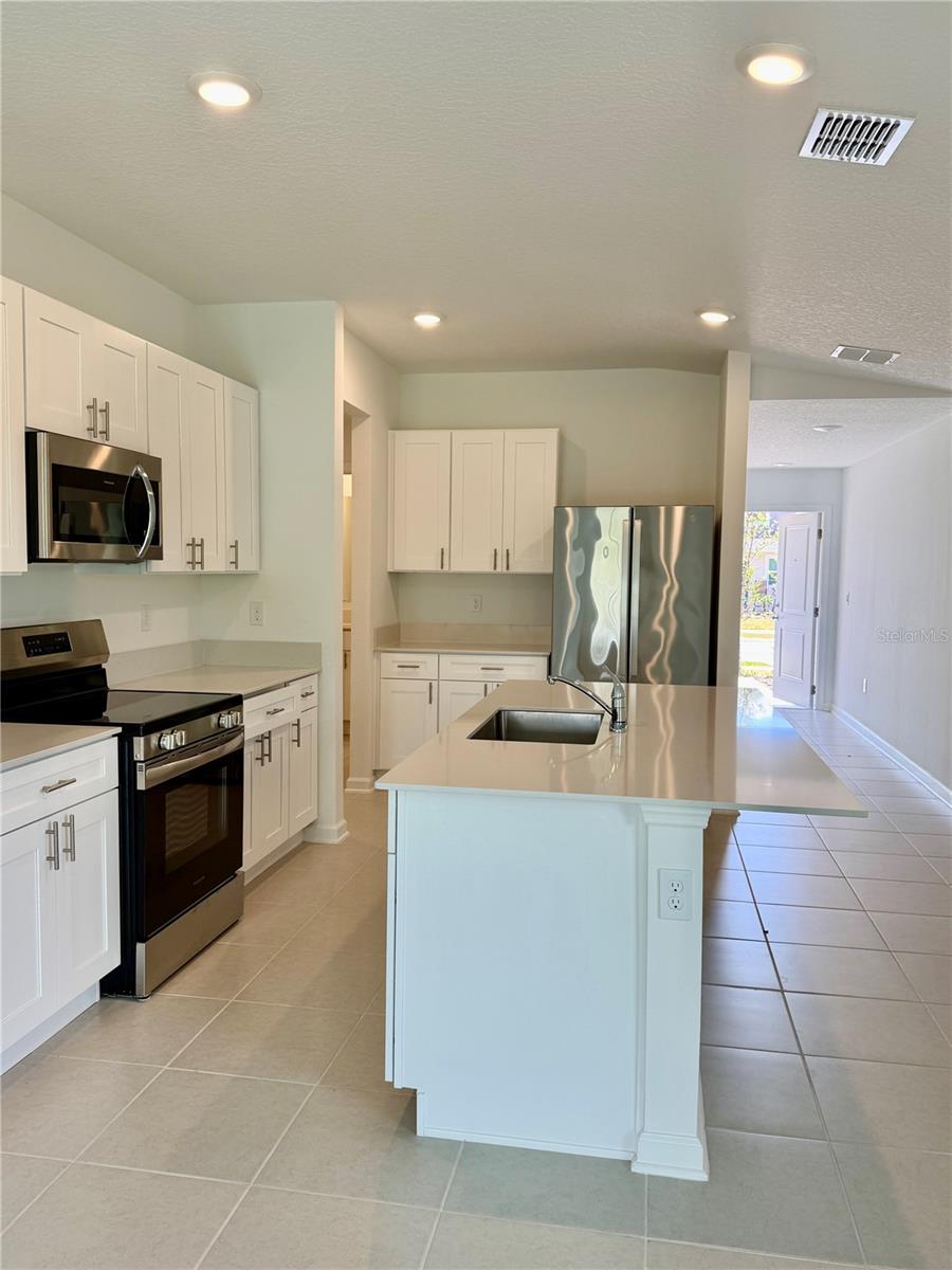 1139 BELLE ISLE LN, DAYTONA BEACH, FL, 32124