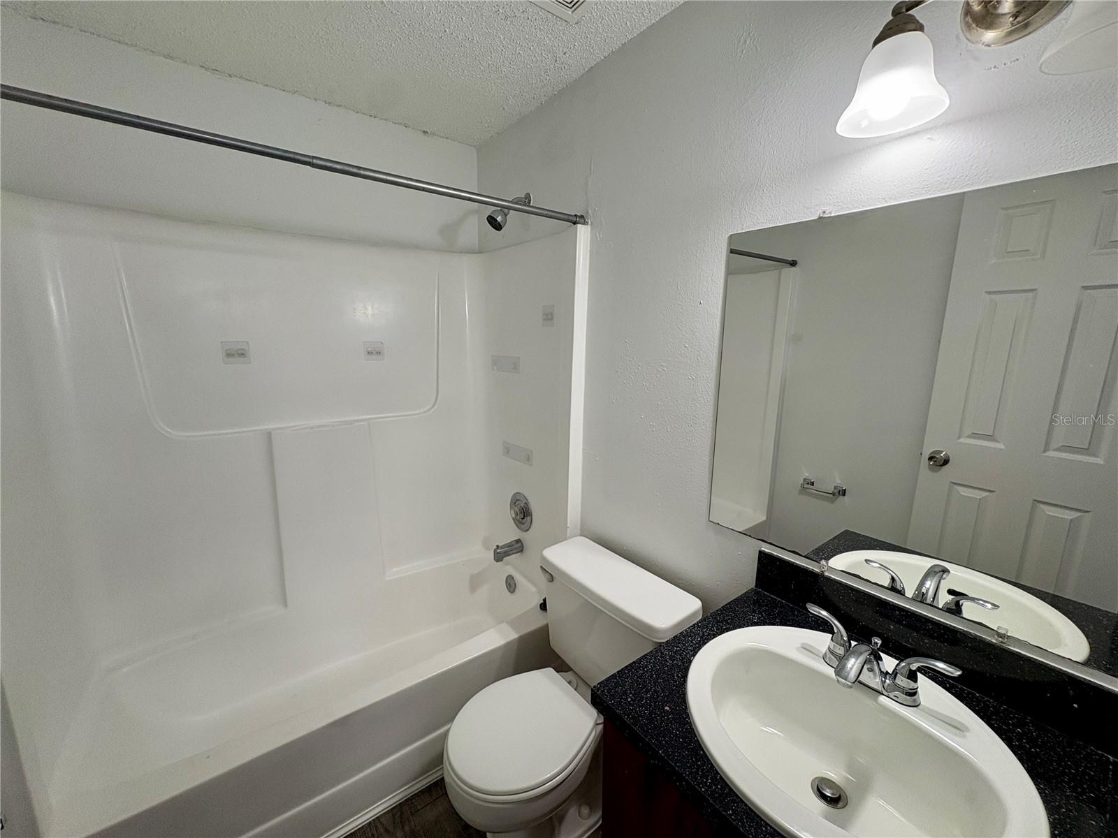 409 57TH AVENUE DR E #A, BRADENTON, FL, 34203