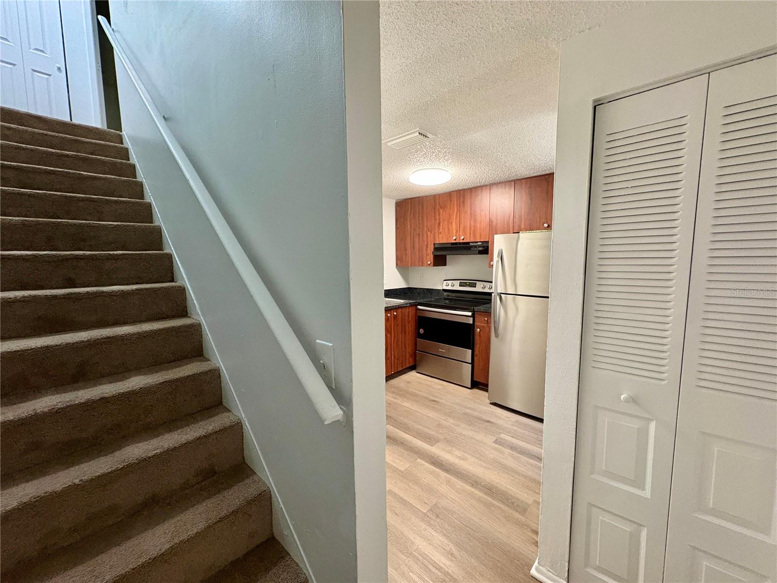 409 57TH AVENUE DR E #A, BRADENTON, FL, 34203