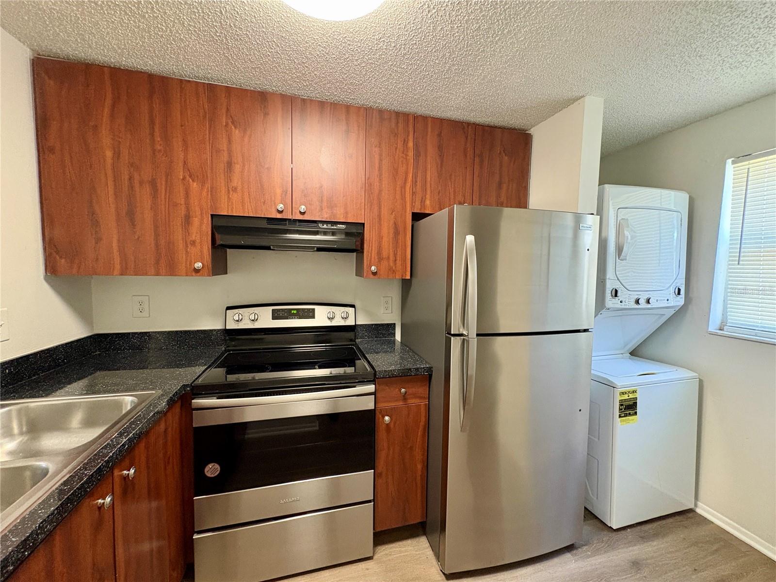 409 57TH AVENUE DR E #A, BRADENTON, FL, 34203