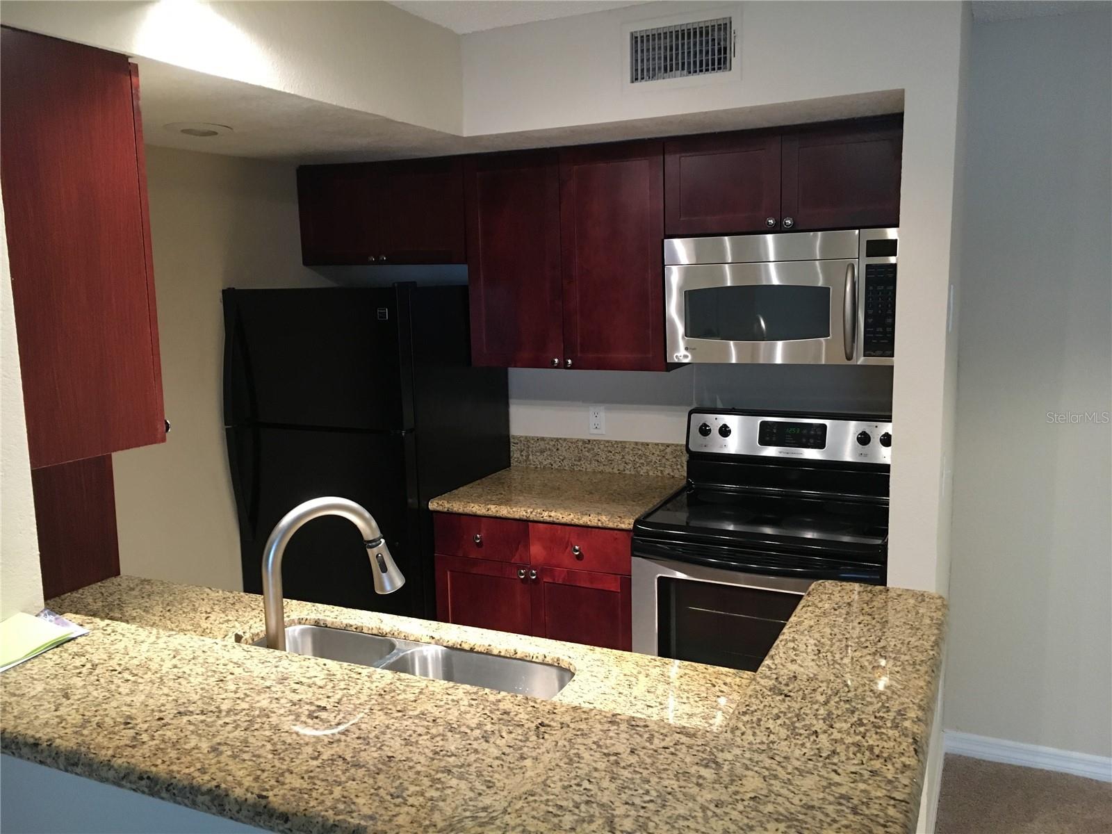 5120 CONROY RD #516, ORLANDO, FL, 32811