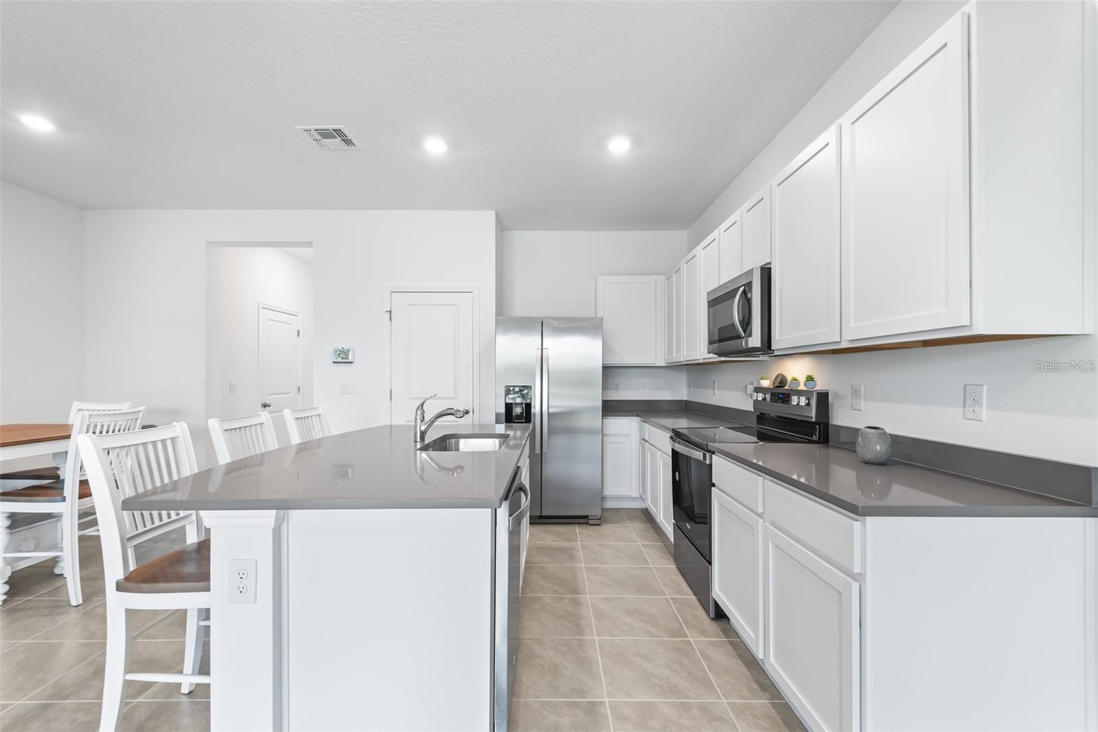 11236 CRESCENT DEER DR, LAND O LAKES, FL, 34638