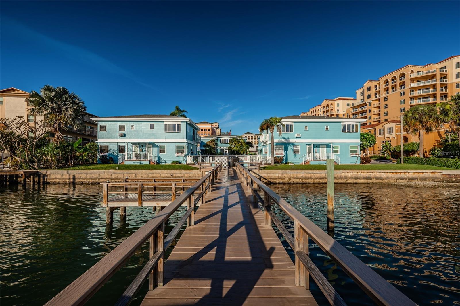 483 E SHORE DR #A4, CLEARWATER BEACH, FL, 33767