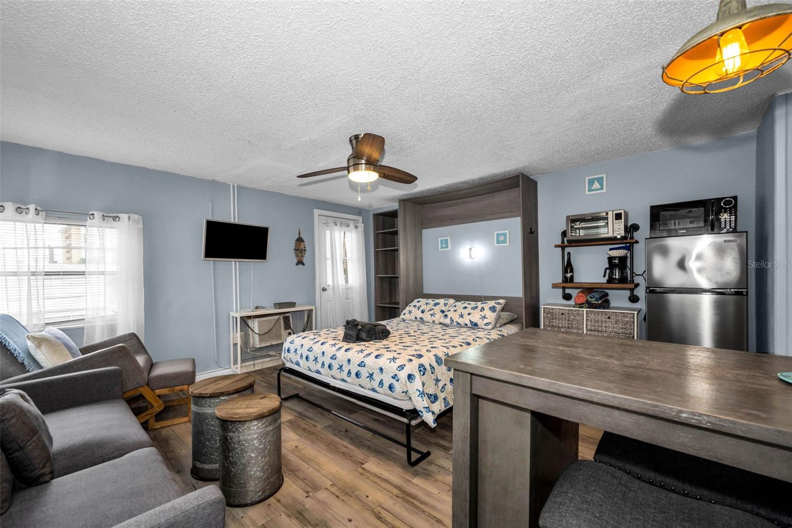 483 E SHORE DR #A4, CLEARWATER BEACH, FL, 33767