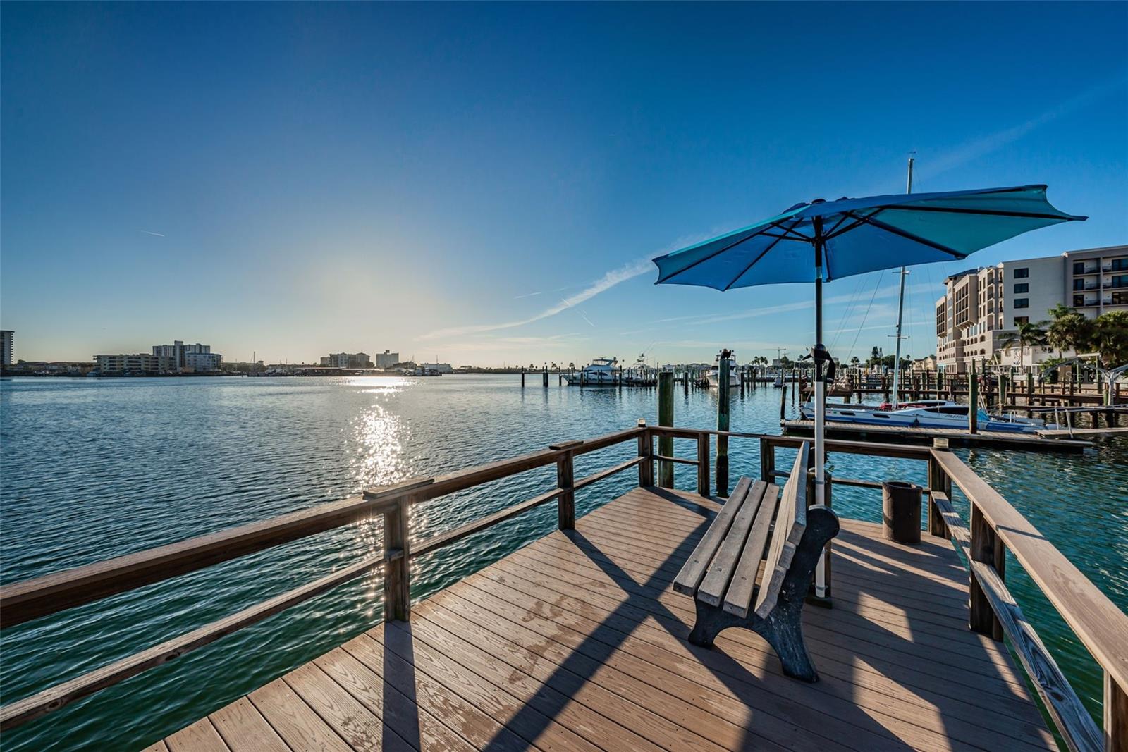 483 E SHORE DR #A4, CLEARWATER BEACH, FL, 33767