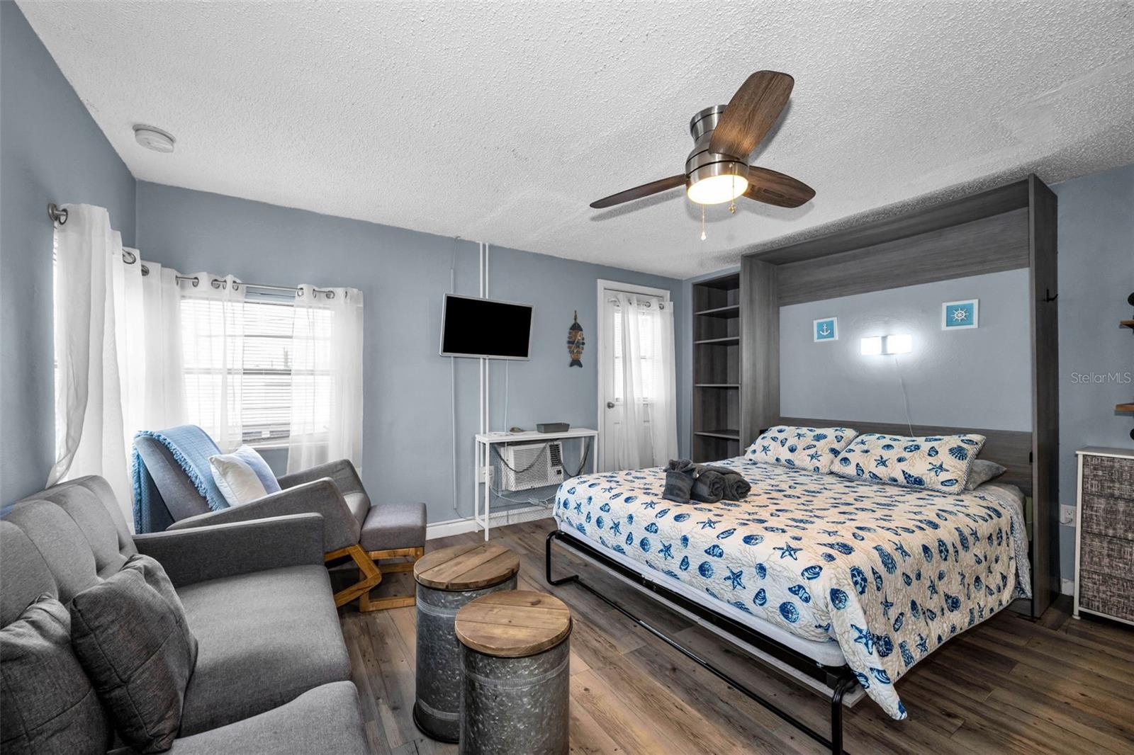 483 E SHORE DR #A4, CLEARWATER BEACH, FL, 33767