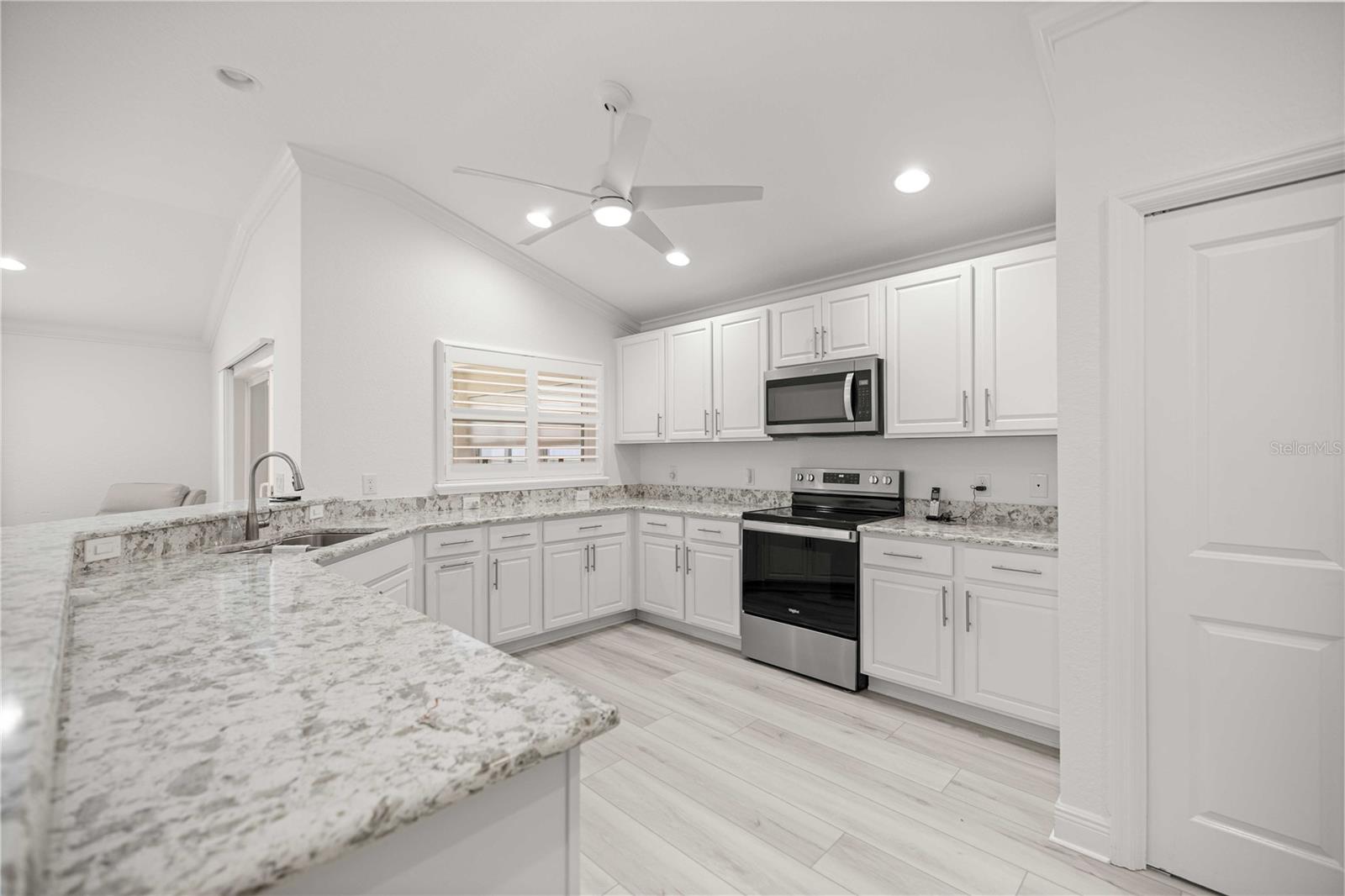10367 ADDISON SHORE WAY, OXFORD, FL, 34484