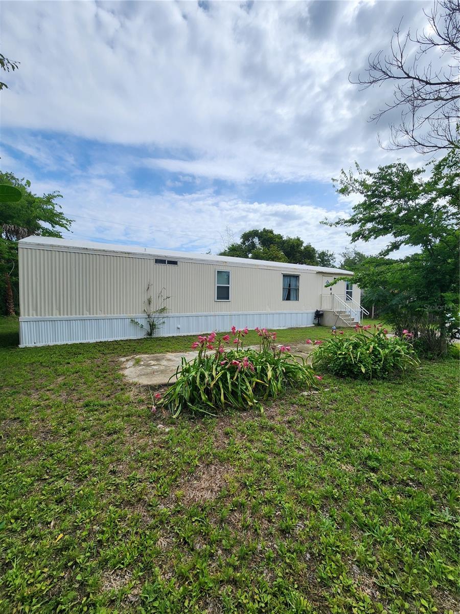 128 CENTER ST, OAK HILL, FL, 32759