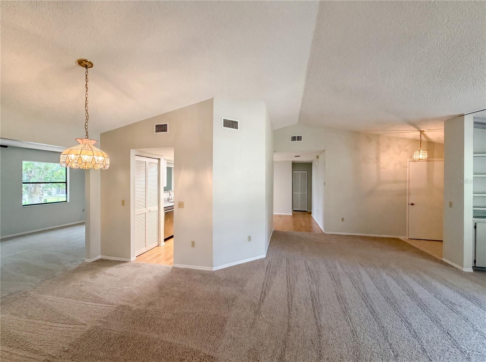 12620 BAY HILL DR, GRAND ISLAND, FL, 32735