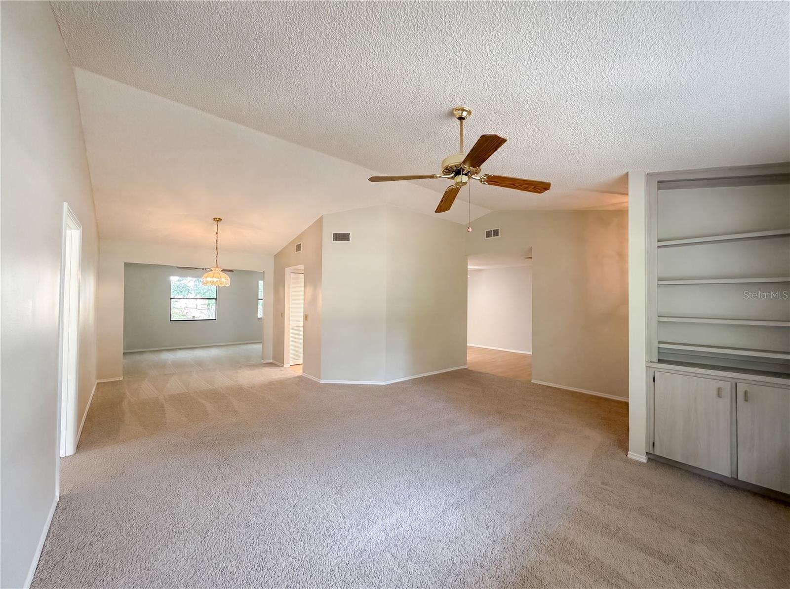 12620 BAY HILL DR, GRAND ISLAND, FL, 32735