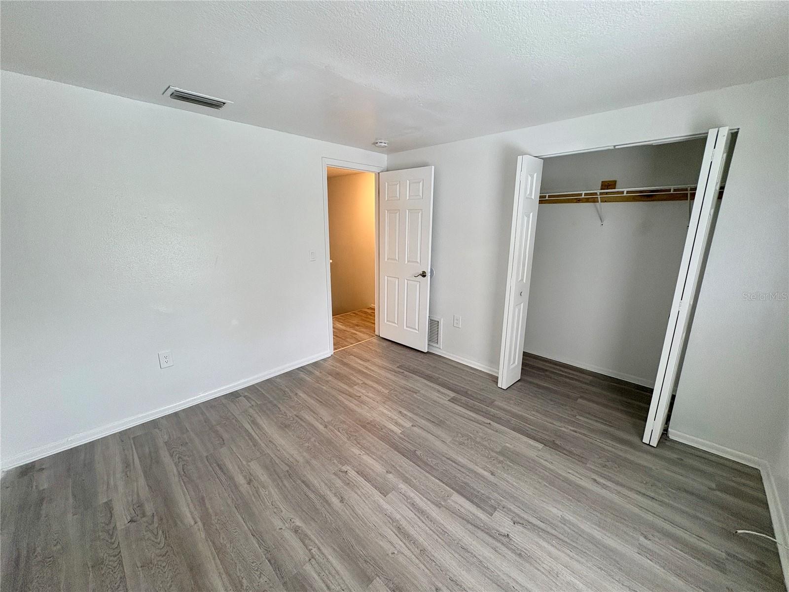 408 57TH AVENUE DR E #E, BRADENTON, FL, 34203